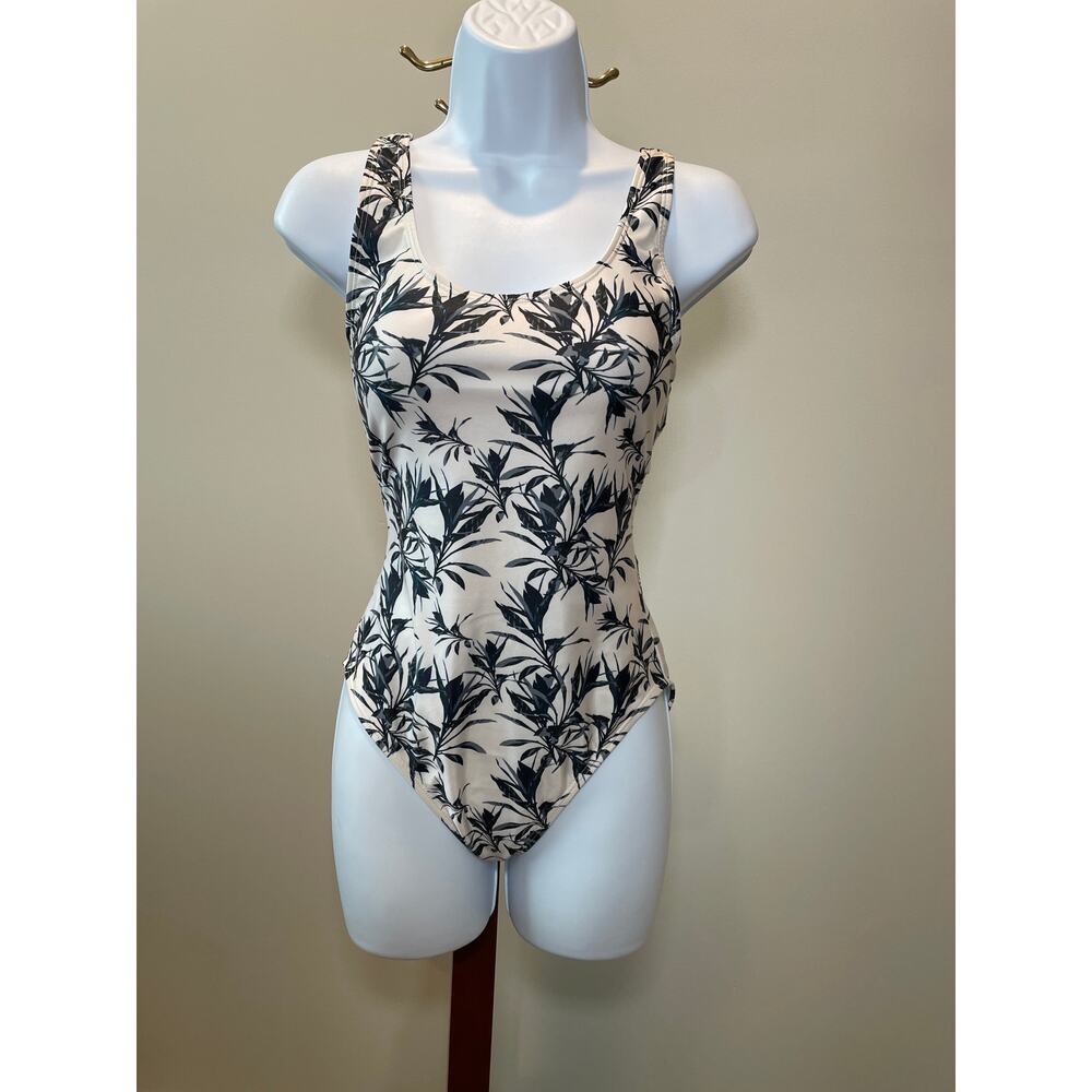 Nicole Miller Studio Size S White & Black Floral One‑Piece Swimsuit NWT